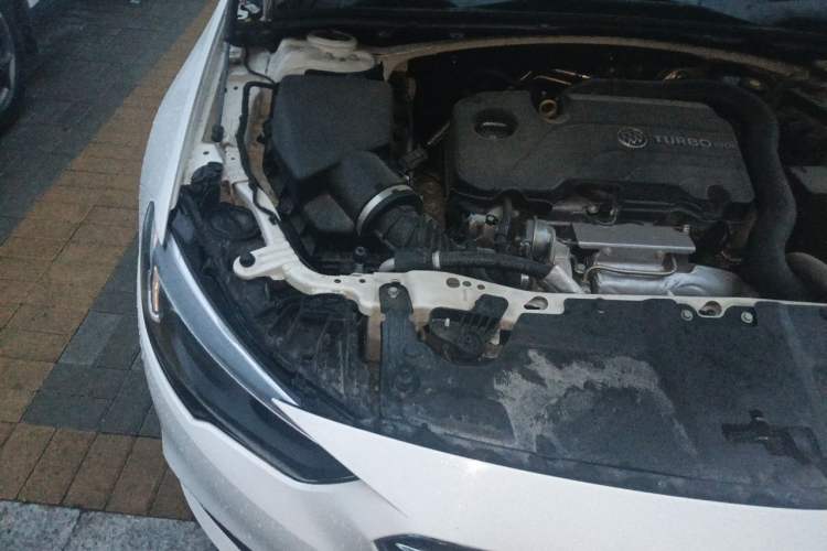 Used Buick Regal 2019 20T Elite Version China V Standard Engine Bay Right