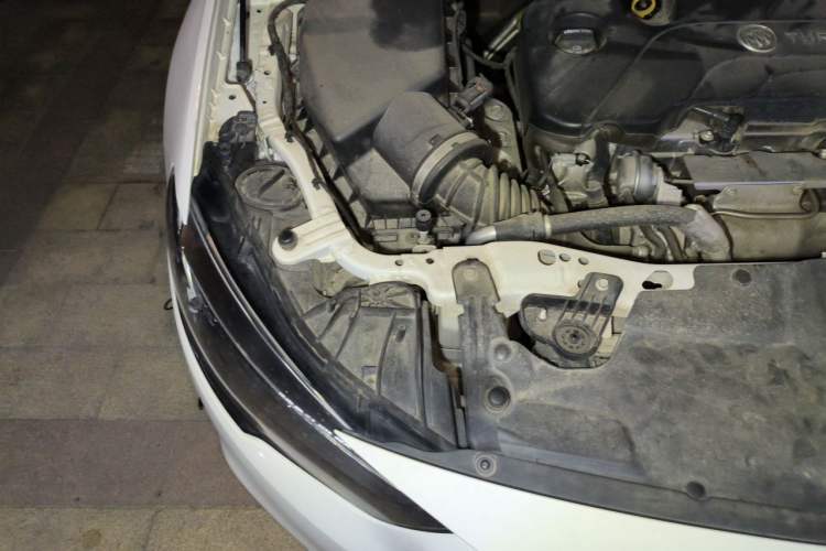 Used Buick Regal 2019 20T Elite Version China V Standard Engine Bay Right