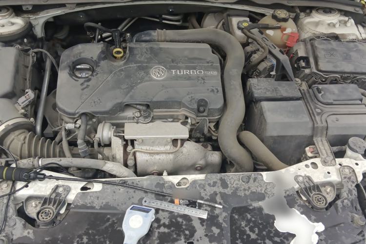 Used Buick Regal 2019 20T Elite Version China VI Standard Engine Bay
