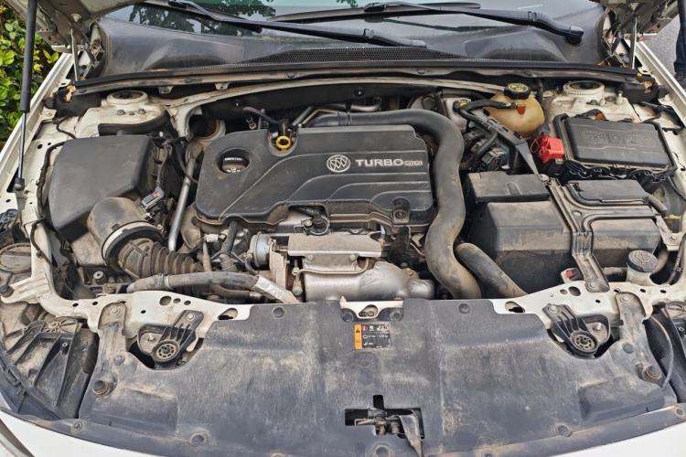 Used Buick Regal 2019 20T Elite Version China VI Standard Engine Bay
