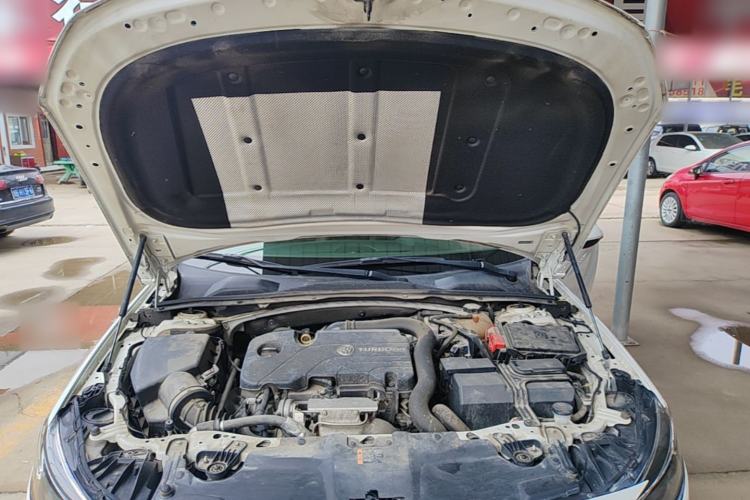 Used Buick Regal 2019 20T Elite Version China VI Standard Engine Bay