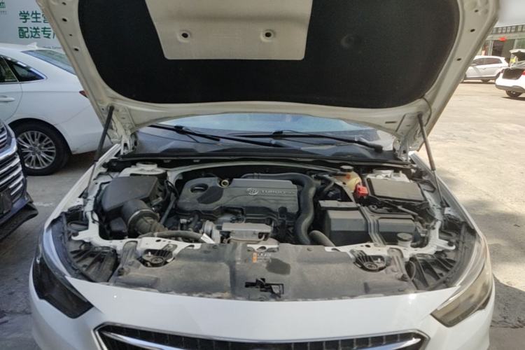 Used Buick Regal 2019 20T Elite Version China VI Standard Engine Bay