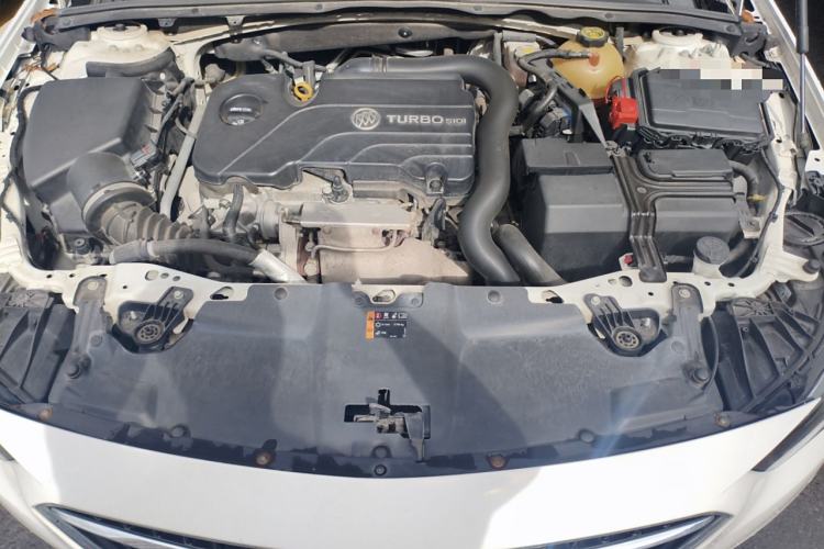 Used Buick Regal 2019 20T Elite Version China VI Standard Engine Bay