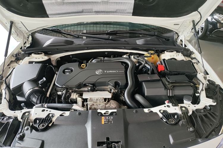 Used Buick Regal 2019 20T Elite Version China VI Standard Engine Bay