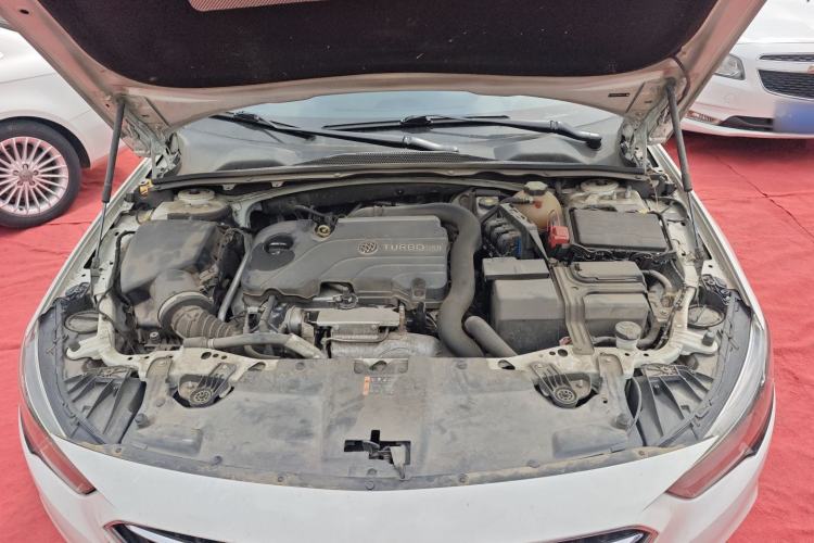 Used Buick Regal 2019 20T Elite Version China V Standard Engine Bay