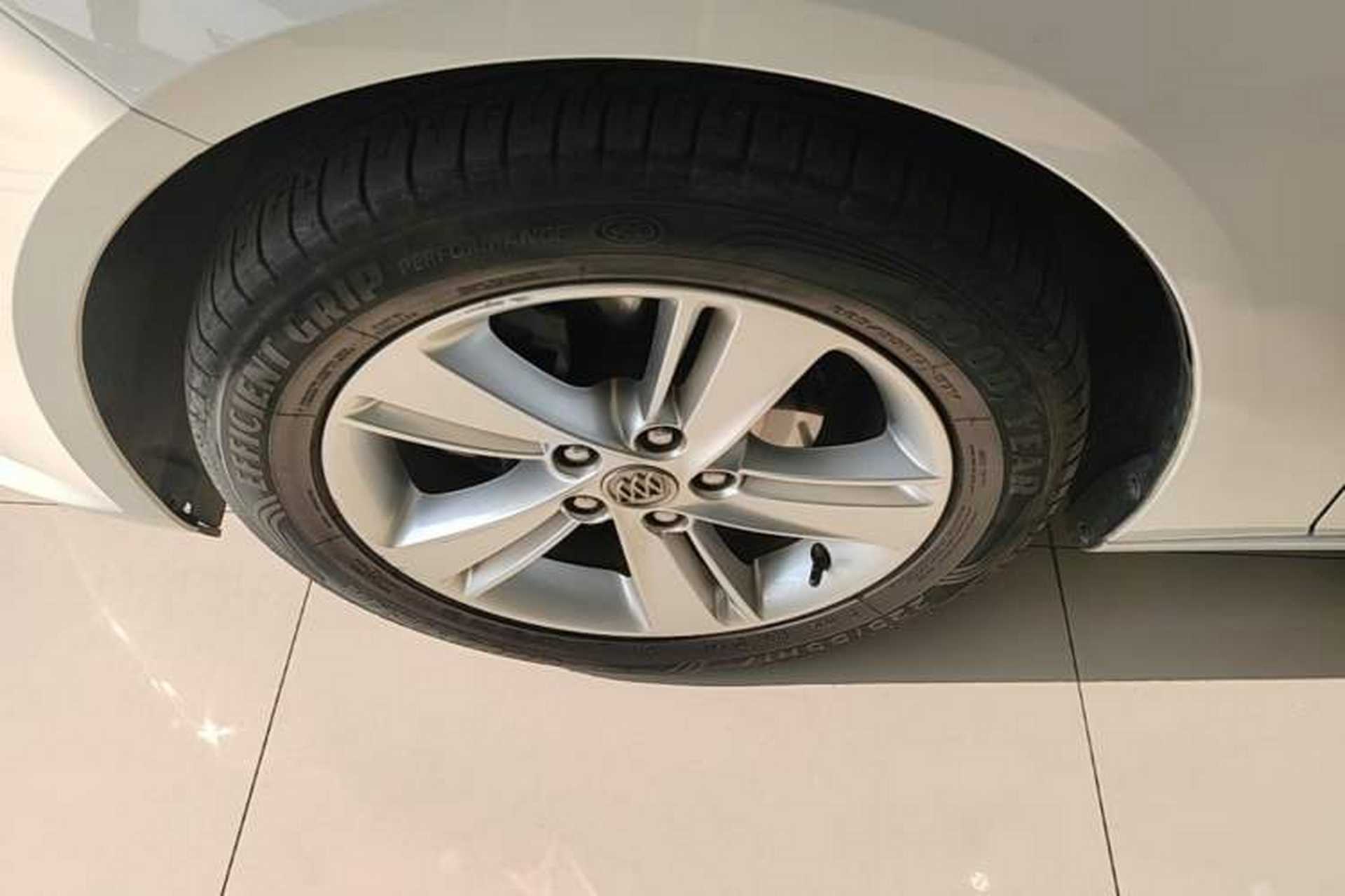 Used Buick Regal 2019 20T Elite Version China VI Standard Exterior 1