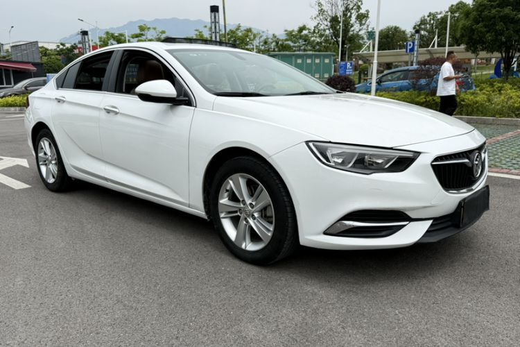 Used Buick Regal 2019 20T Elite Version China VI Standard Exterior 1