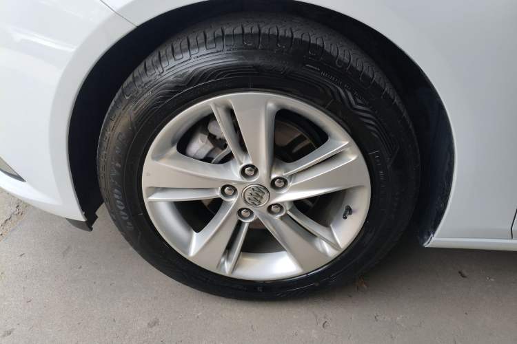 Used Buick Regal 2019 20T Elite Version China VI Standard Exterior 1