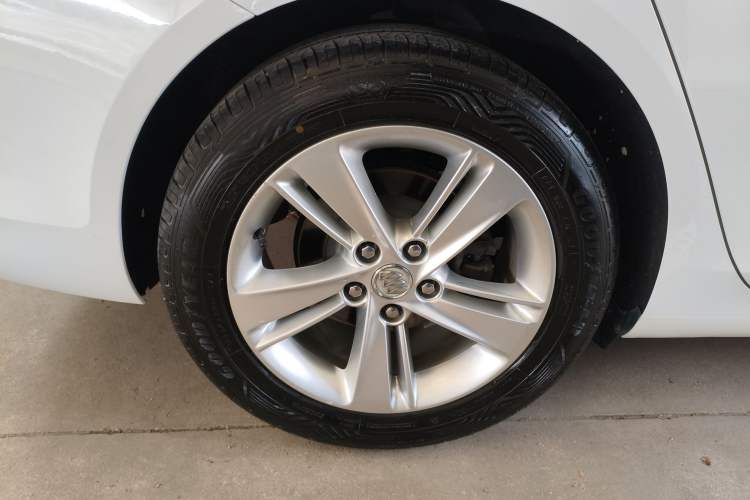Used Buick Regal 2019 20T Elite Version China VI Standard Exterior 2