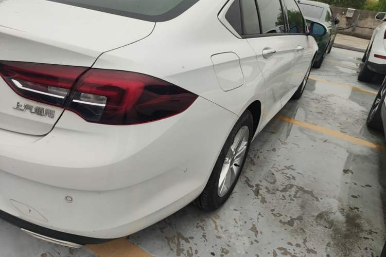 Used Buick Regal 2019 Revised 20T Luxury Version China VI Standard Exterior 3