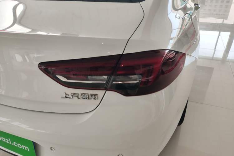 Used Buick Regal 2019 20T Elite Version China VI Standard Exterior 3