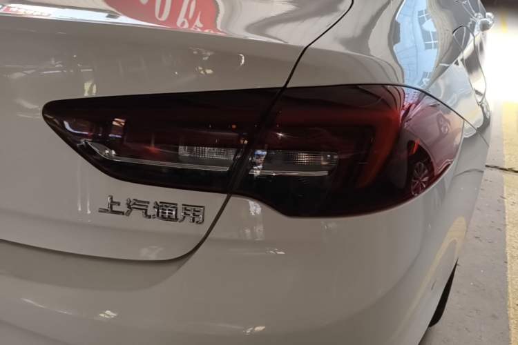 Used Buick Regal 2019 20T Elite Version China VI Standard Exterior 3