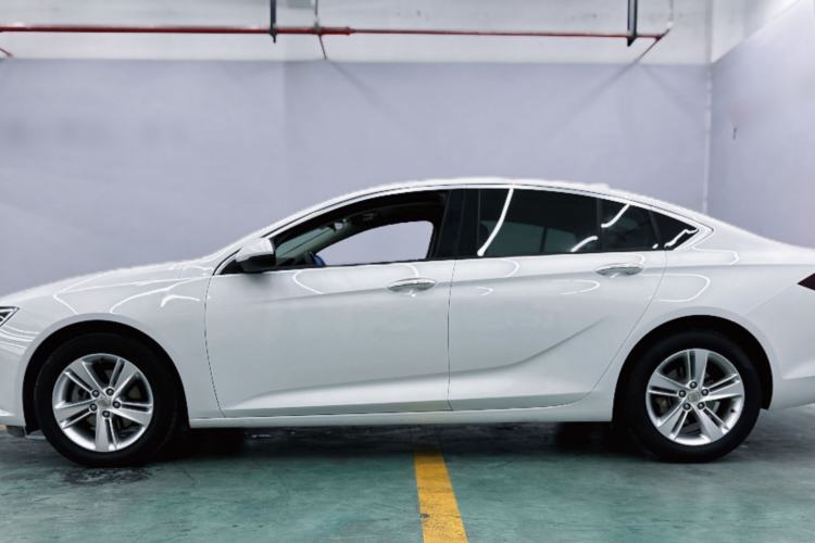 Used Buick Regal 2019 20T Elite Version China VI Standard Exterior 3