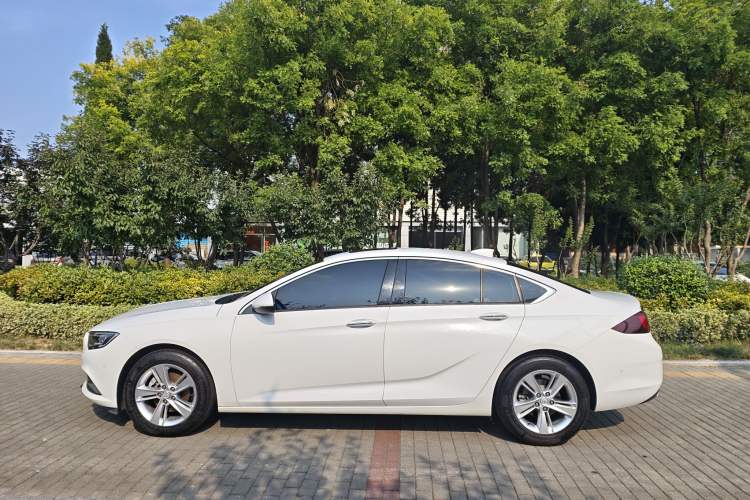 Used Buick Regal 2019 20T Luxury Model China VI Standard Exterior 3