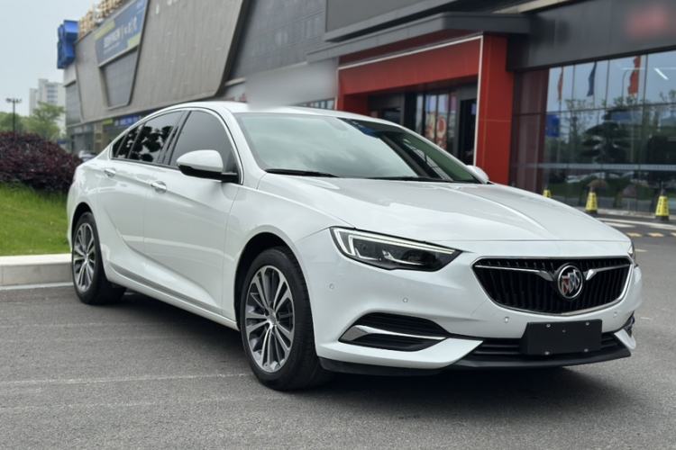 Used Buick Regal 2019 28T Luxury Edition China VI Exterior 4