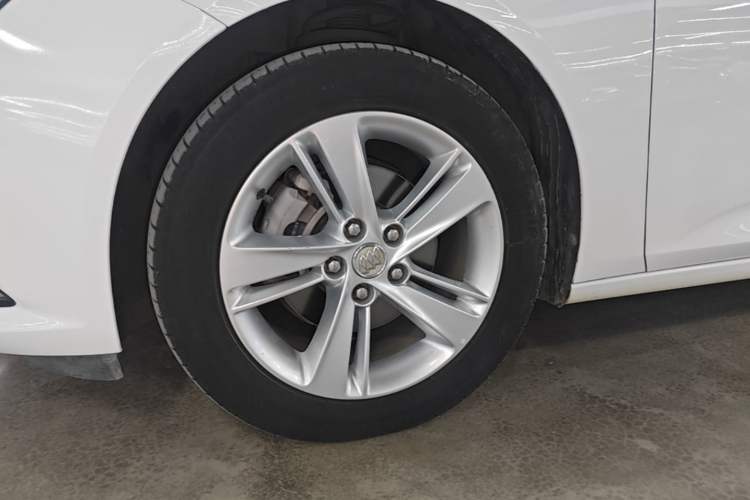 Used Buick Regal 2019 20T Elite Version China V Standard Exterior 4