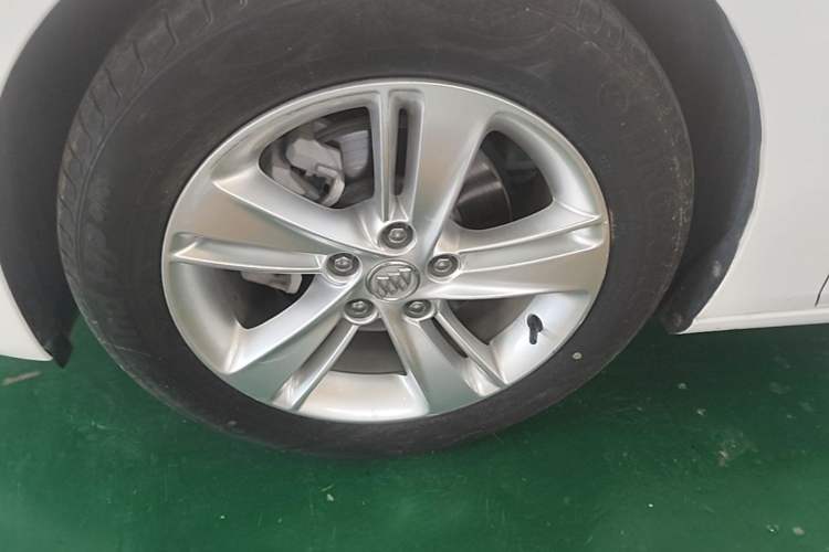 Used Buick Regal 2019 20T Elite Version China VI Standard Exterior 4