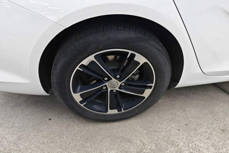 Used Buick Regal 2019 20T Elite Version China VI Standard Exterior 5