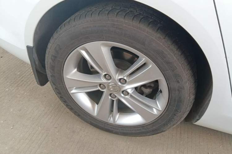 Used Buick Regal 2019 20T Elite Version China VI Standard Exterior 5
