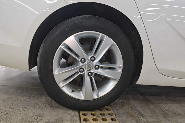 Used Buick Regal 2019 20T Elite Version China V Standard Exterior 5