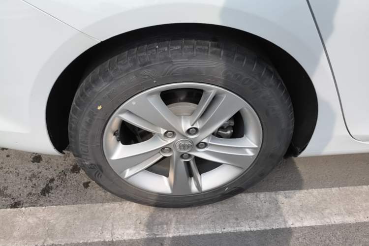 Used Buick Regal 2019 20T Elite Version China VI Standard Exterior 5