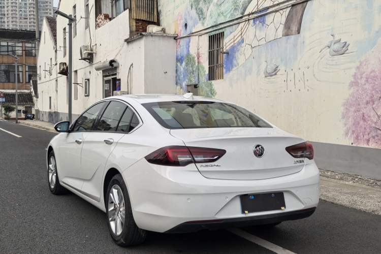 Used Buick Regal 2019 20T Elite Version China VI Standard Exterior 8