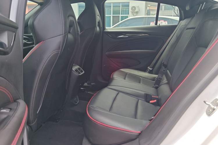 Used Buick Regal 2019 GS 28T Elite Model China VI Standard Exterior 9