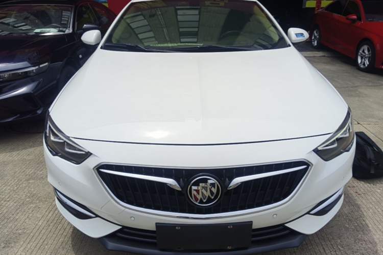 Used Buick Regal 2019 28T Luxury Edition China VI Front