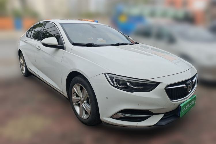 Used Buick Regal 2019 20T Luxury Model China VI Standard Front Right 45 Deg