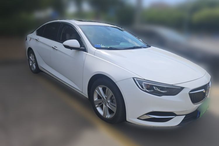 Used Buick Regal 2019 20T Elite Version China VI Standard Front Right 45 Deg