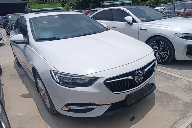 Used Buick Regal 2019 20T Elite Version China V Standard Front Right 45 Deg