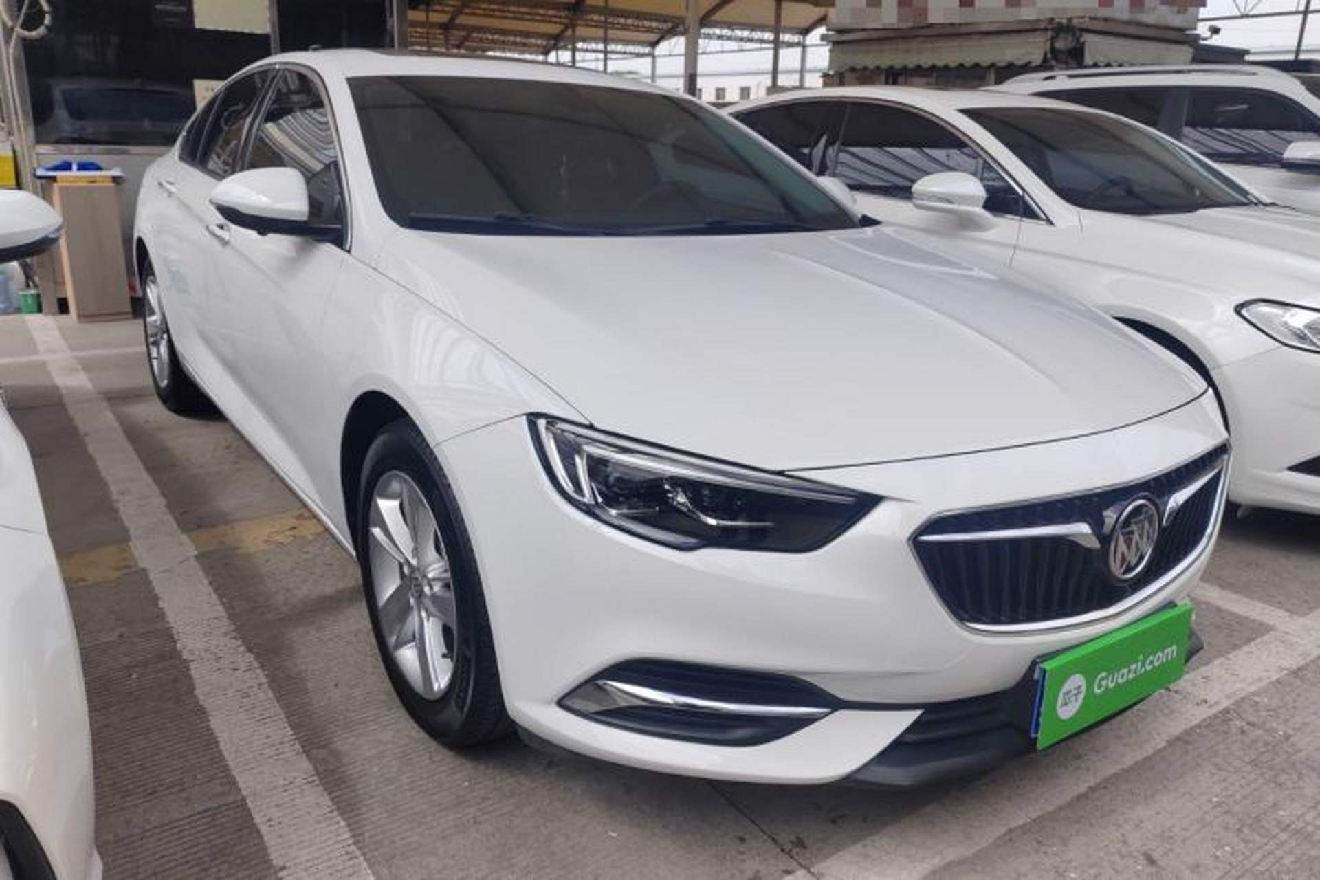 Used Buick Regal 2019 20T Elite Version China VI Standard Front Right 45 Deg