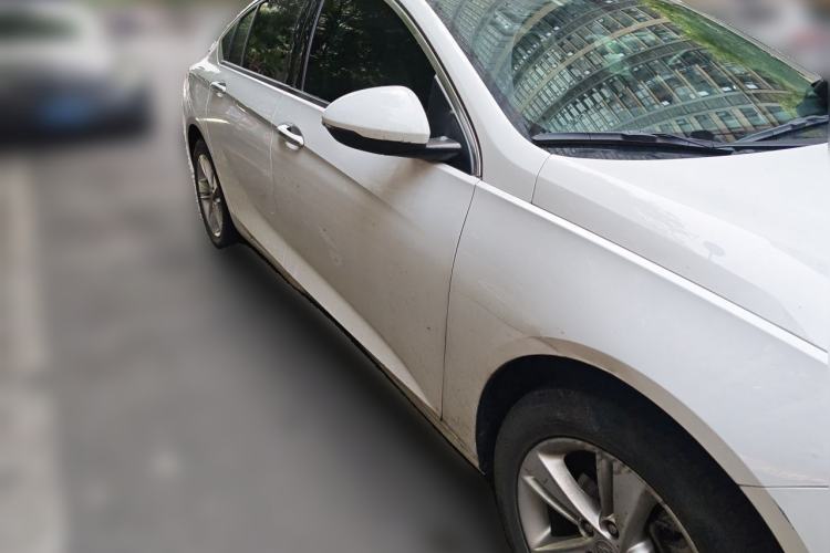 Used Buick Regal 2019 Revised 20T Luxury Version China VI Standard Front Right 45 Deg