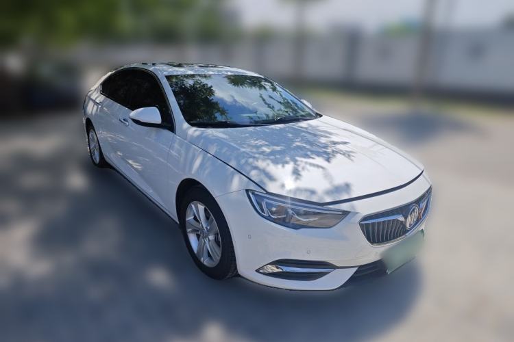 Used Buick Regal 2019 Revised 20T Luxury Version China VI Standard Front Right 45 Deg