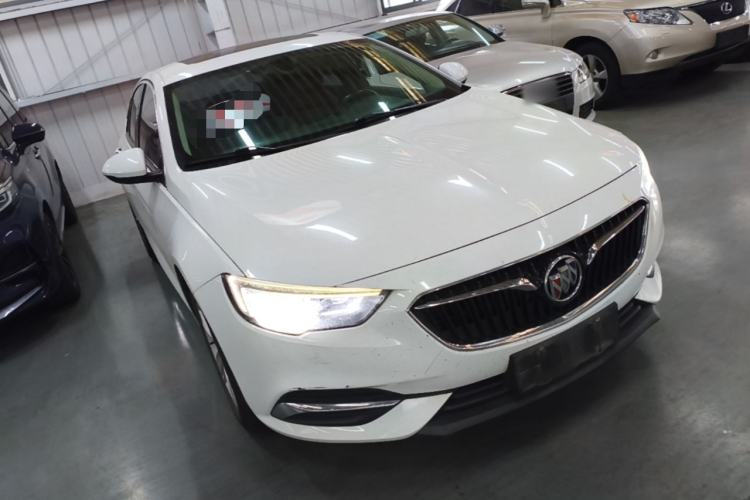 Used Buick Regal 2019 20T Elite Version China VI Standard Front Right 45 Deg