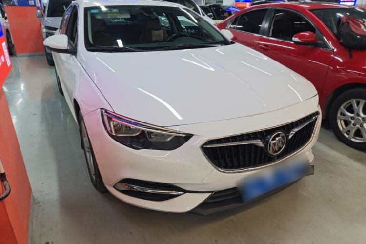 Used Buick Regal 2019 20T Elite Version China VI Standard Front Right 45 Deg