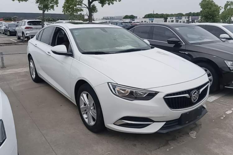 Used Buick Regal 2019 20T Elite Version China VI Standard Front Right 45 Deg