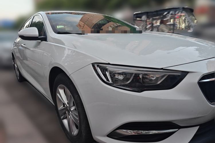 Used Buick Regal 2019 20T Elite Version China VI Standard Front Right 45 Deg