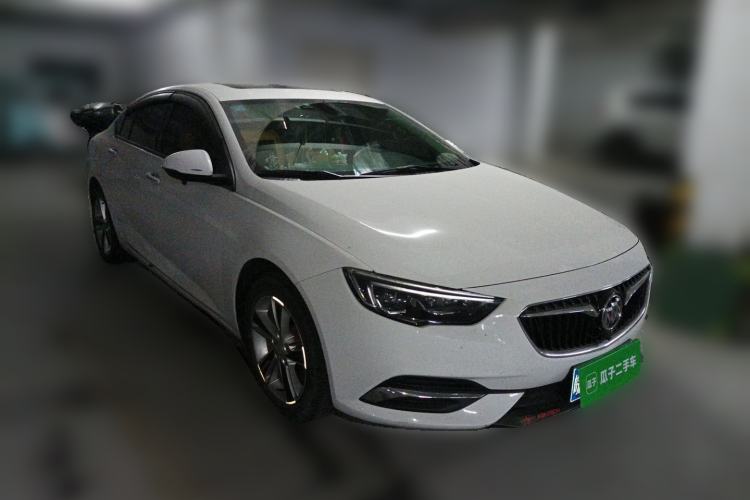 Used Buick Regal 2019 20T Elite Version China VI Standard Front Right 45 Deg