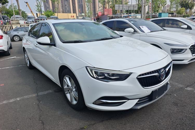 Used Buick Regal 2019 Revised 20T Luxury Version China VI Standard Front Right 45 Deg