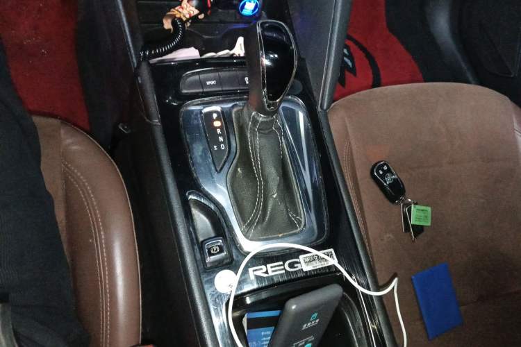 Used Buick Regal 2019 20T Luxury Model China V Standard Gear Lever