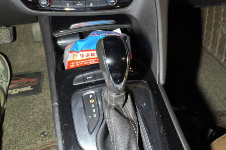 Used Buick Regal 2019 20T Elite Version China V Standard Gear Lever