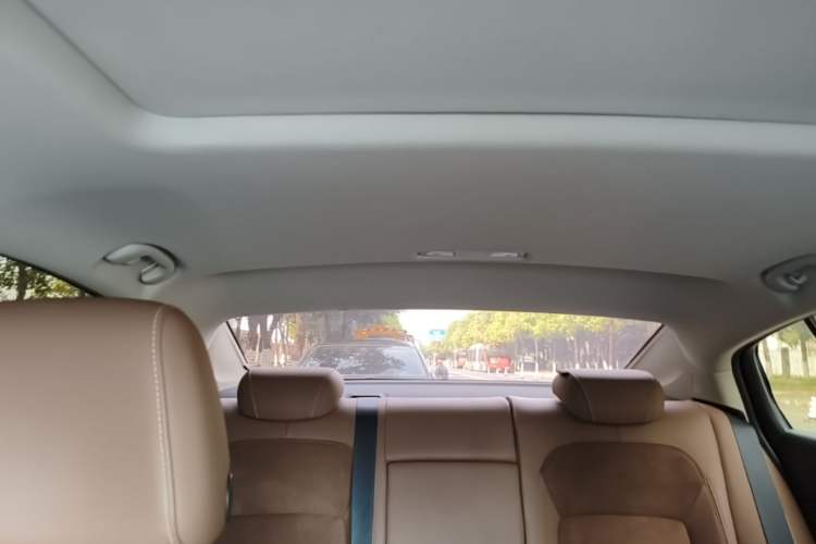Used Buick Regal 2019 20T Elite Version China VI Standard Headliner