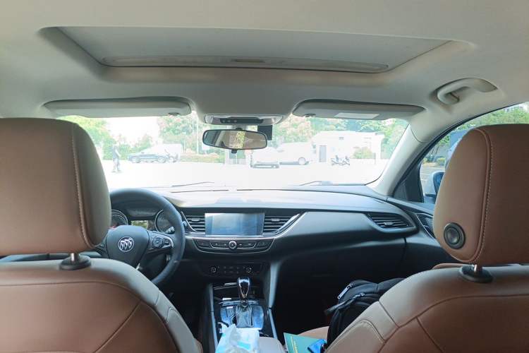 Used Buick Regal 2019 20T Elite Version China VI Standard Headliner