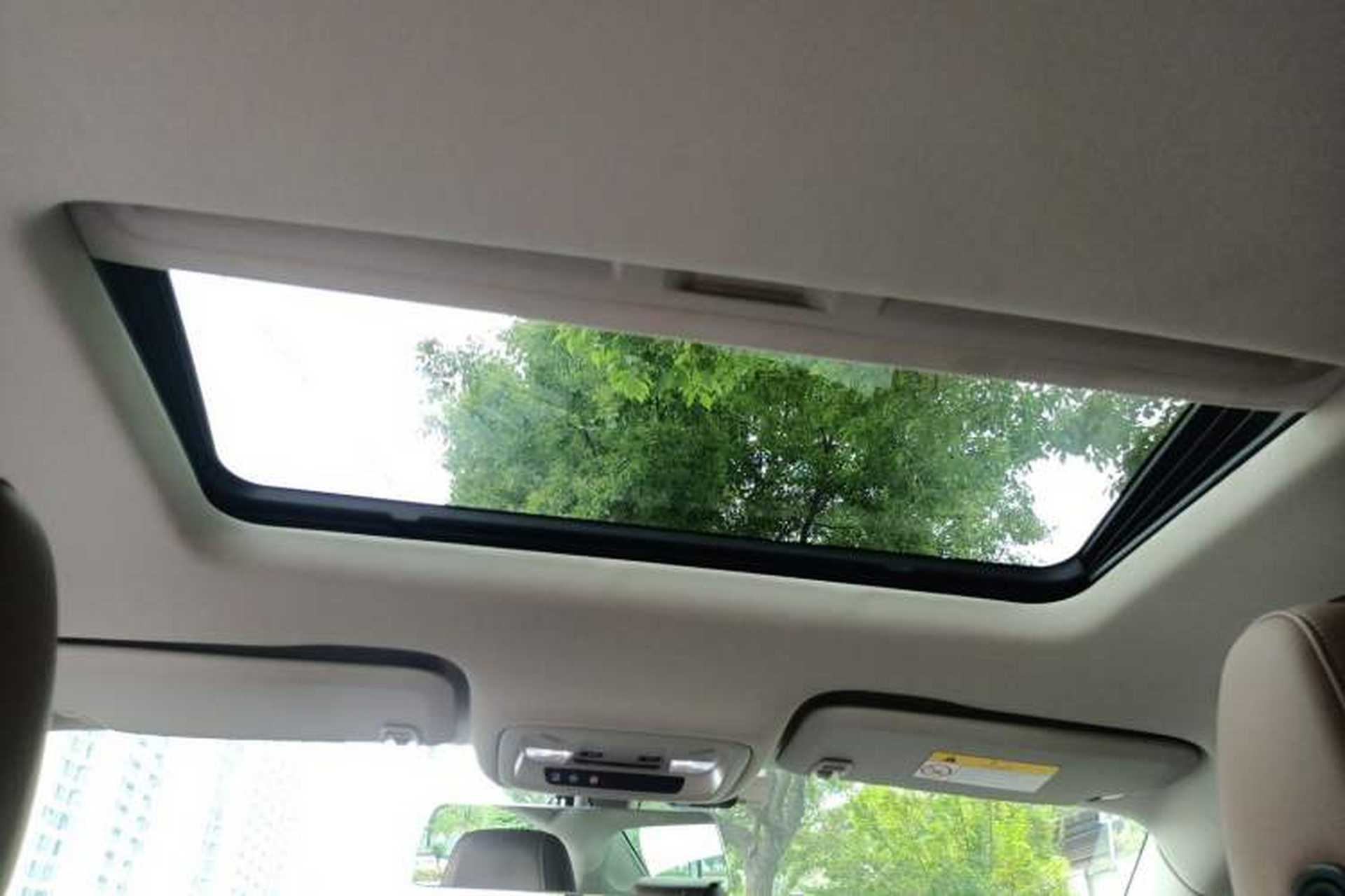 Used Buick Regal 2019 20T Elite Version China VI Standard Headliner