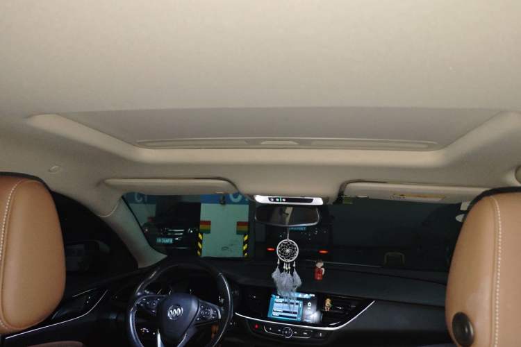 Used Buick Regal 2019 28T Luxury Edition China VI Headliner