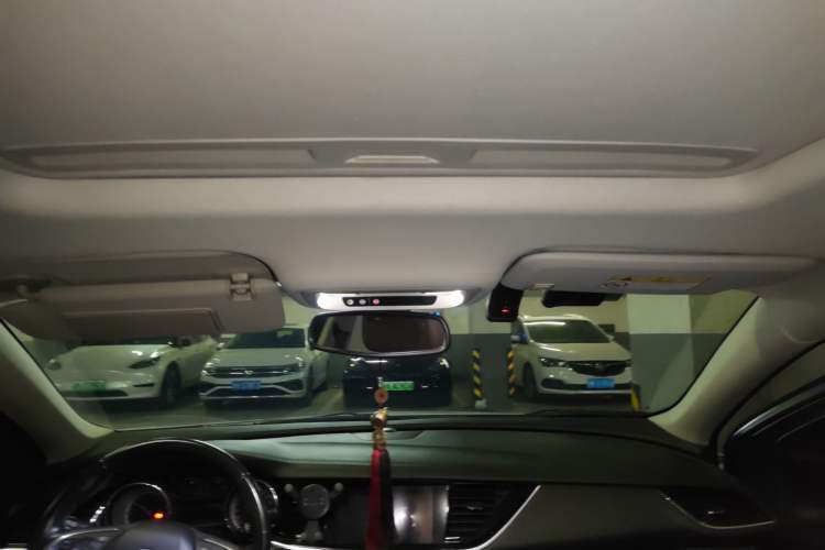 Used Buick Regal 2019 20T Luxury Model China V Standard Headliner