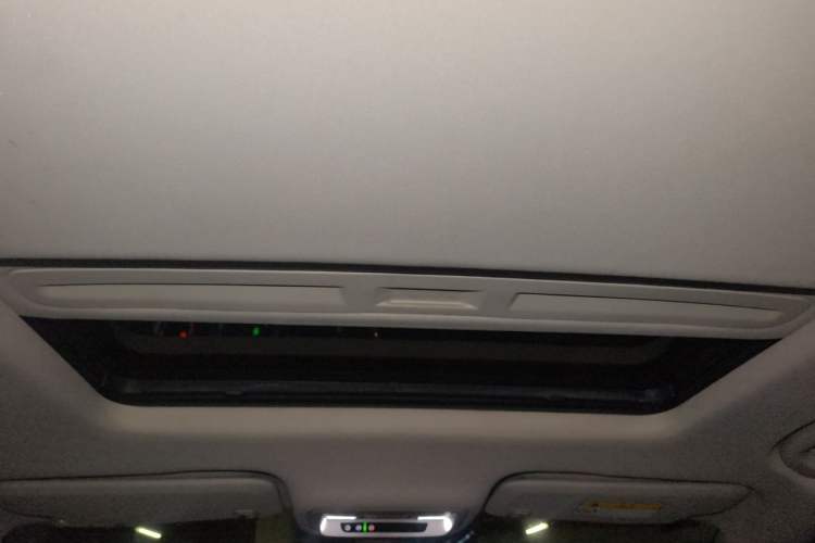 Used Buick Regal 2019 20T Elite Version China V Standard Headliner
