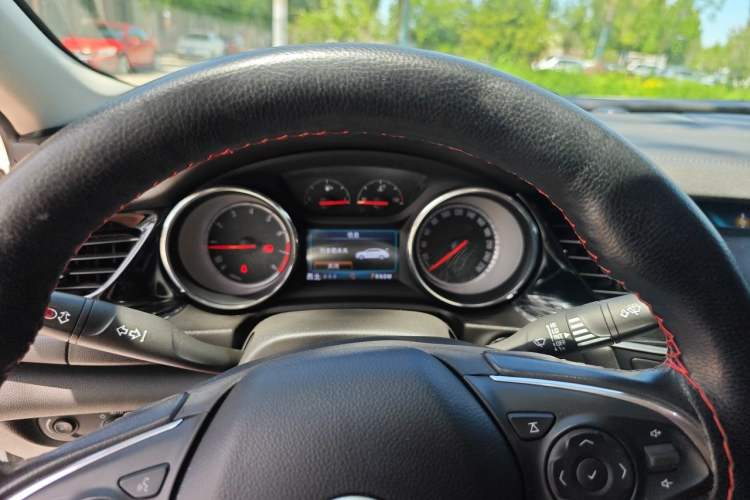 Used Buick Regal 2019 Revised 20T Luxury Version China VI Standard Instrument Cluster