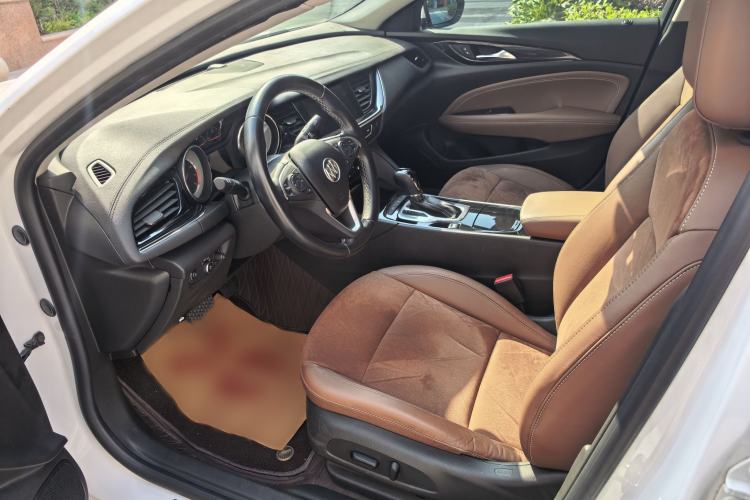 Used Buick Regal 2019 20T Elite Version China VI Standard Interior 1